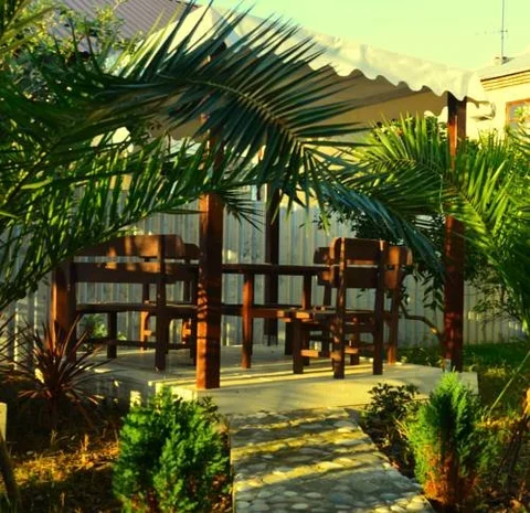Гагра: U Ruslana Guest House