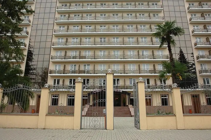 Гагра: Pansionat San-Marina