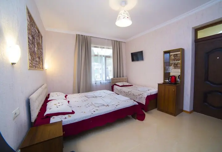 Новый Афон: Отель SVK-Hotel