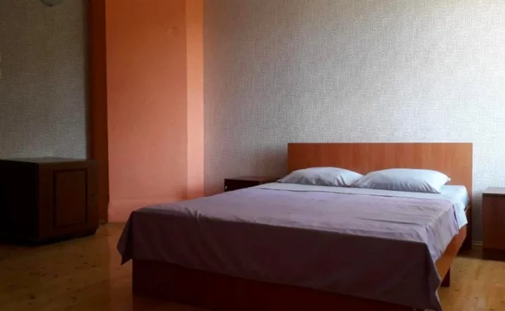 Гагра: Guest House Leon