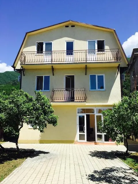 Гагра: Lulu Guesthouse