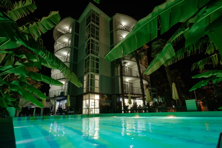Гагра: Sunrise Garden Hotel