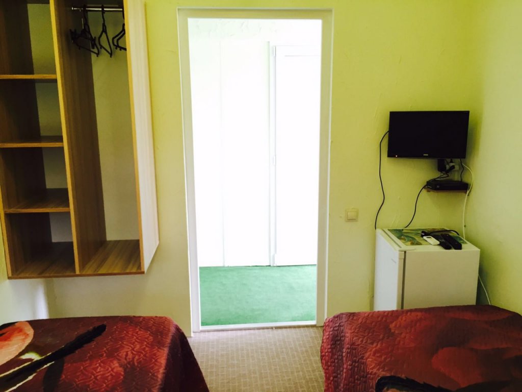 Молочный: Guest house Inkit