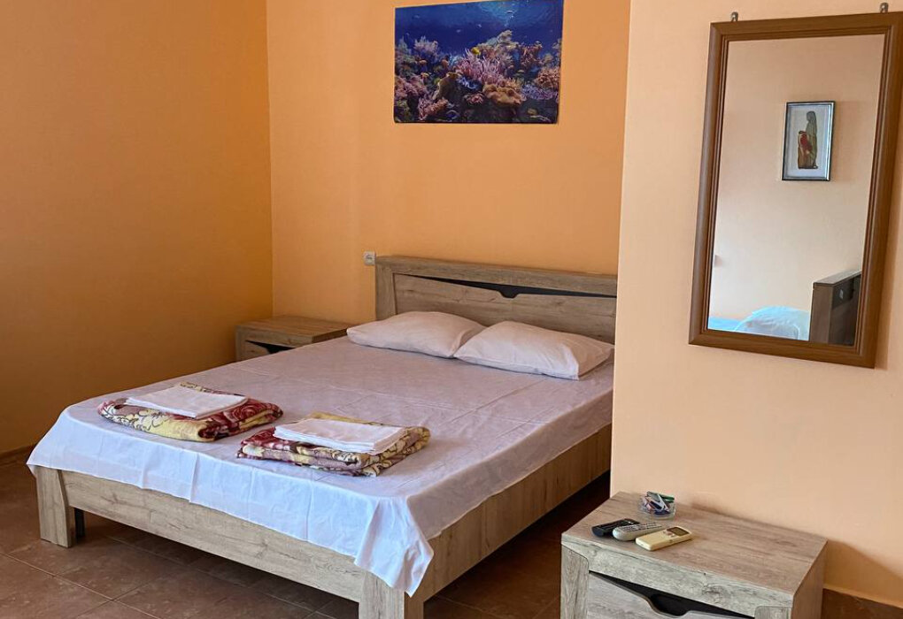 Гагра: Morskaya Hotel