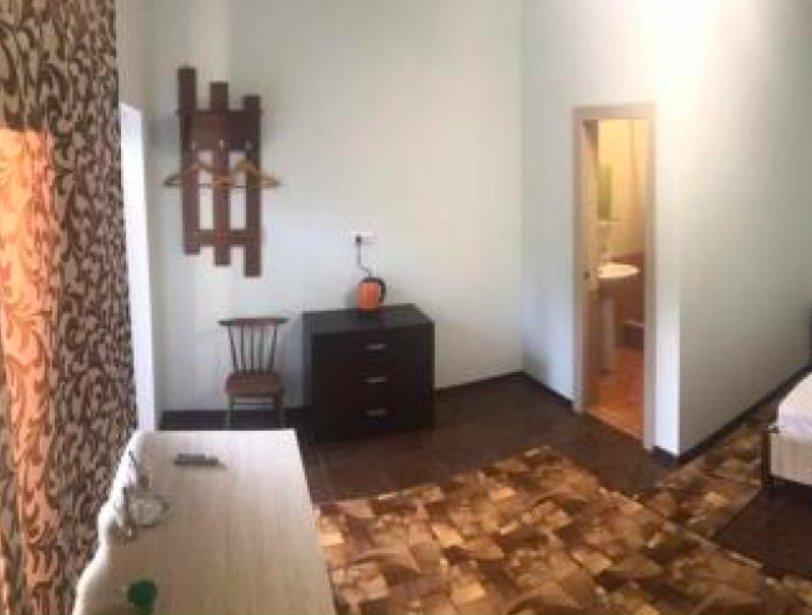 Пицунда: Guest House Kiparis