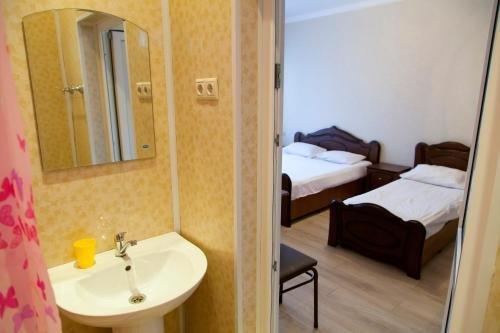 Гагра: Guesthouse U Angely