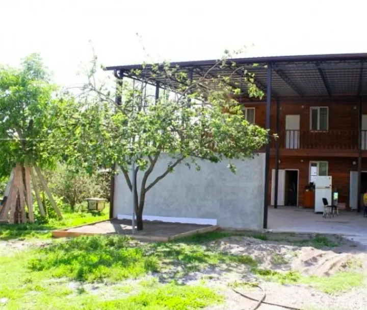 Алахадзи: U Artema Guest House