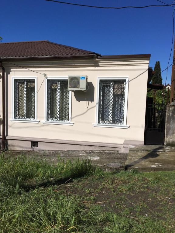 Сухум: On Chocua 47 Cottage