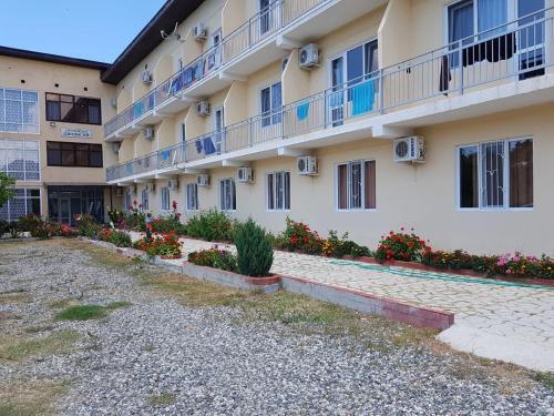 Лдзаа: Dionisy Guest House