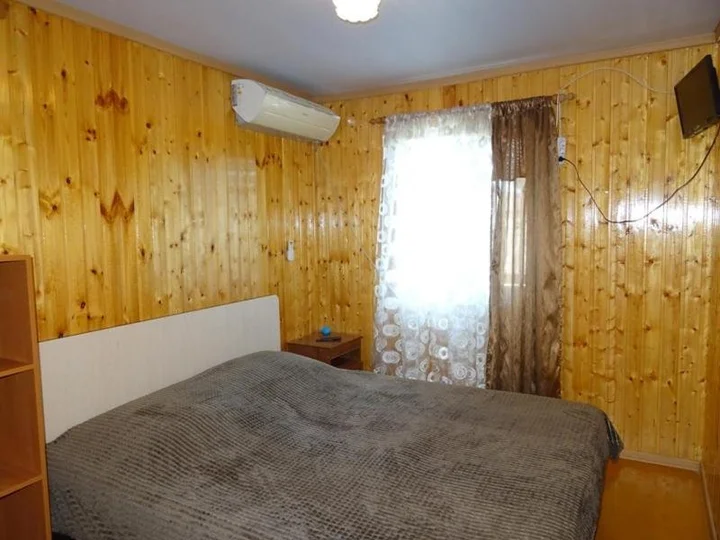 Сухум: Guesthouse on Zheleznodorozhnaya