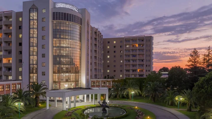 Пицунда: Samshitovaya Roscha Hotel	 