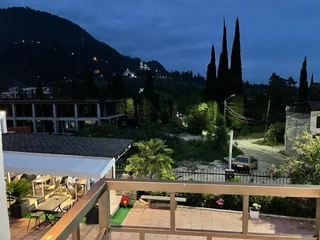 Новый Афон: Mirraflores Hotel