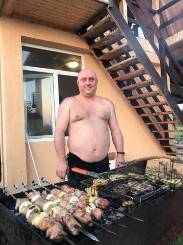 Гудаута: Robinzon Guest House