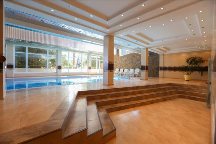 Пицунда: Delfin Hotel