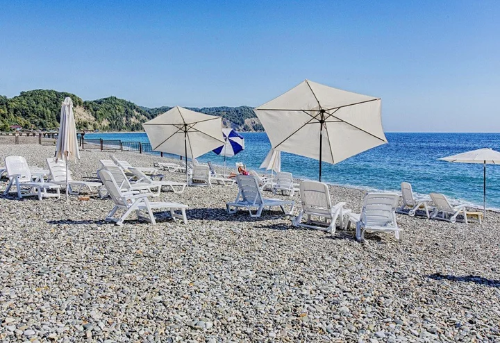 Пицунда: Delfin Hotel