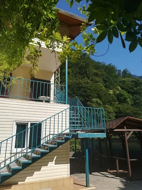 Гагра: Домик в ущелье