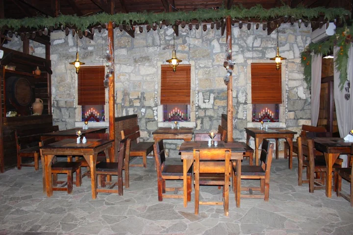 Бабушара: Alaku Hotel