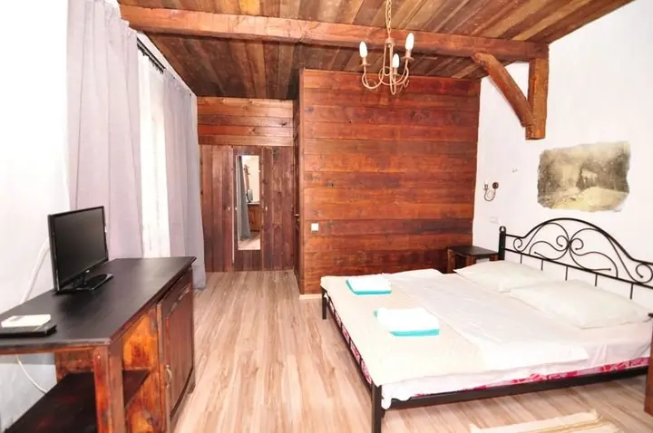 Бабушара: Alaku Hotel