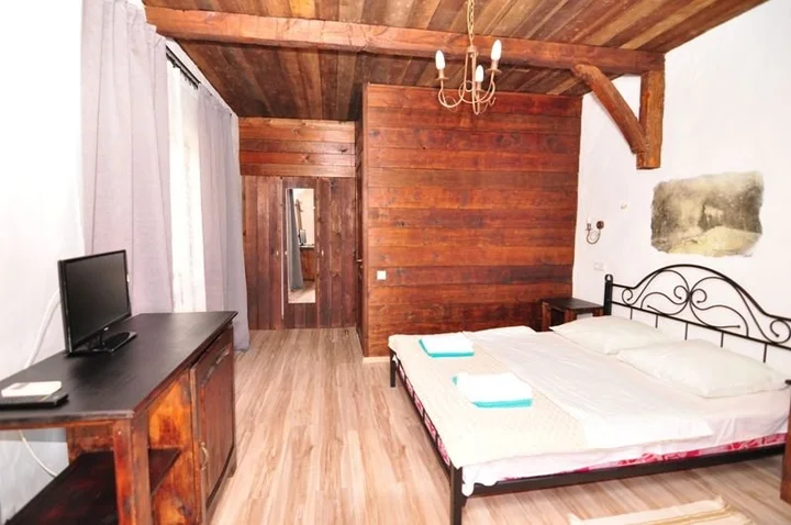 Бабушара: Alaku Hotel