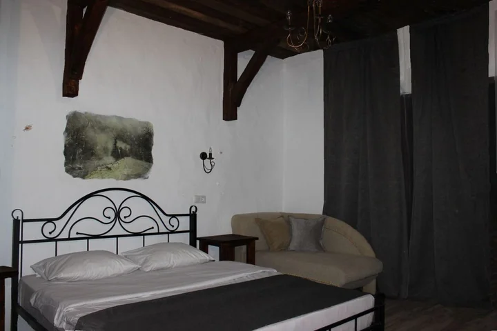 Бабушара: Alaku Hotel
