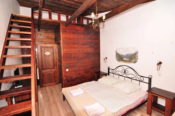 Бабушара: Alaku Hotel