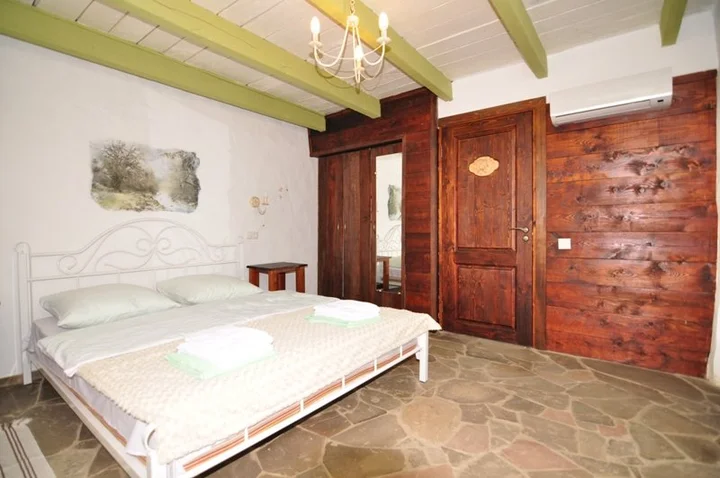 Бабушара: Alaku Hotel