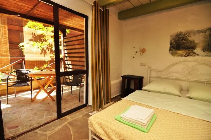 Бабушара: Alaku Hotel