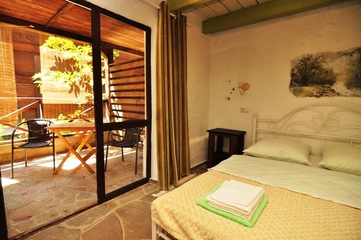Бабушара: Alaku Hotel