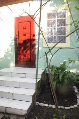 Гагра: Guesthouse on Chanba 5a