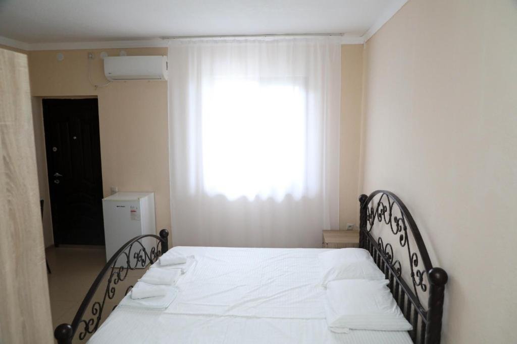 Гудаута: Hotel Pshandra