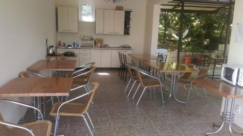 Новый Афон: Aparthotel na Abovyana 7