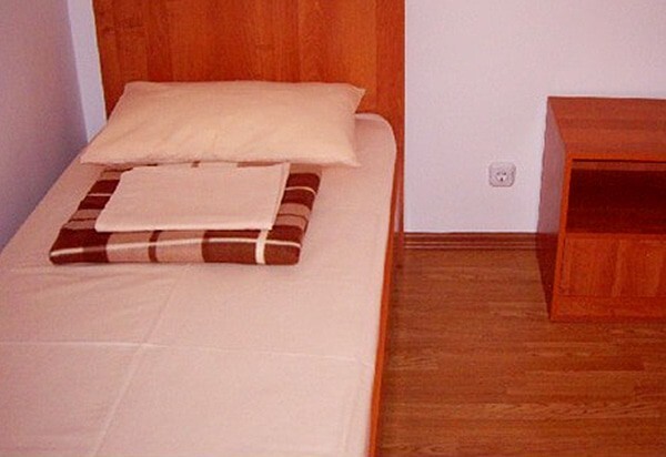 Лдзаа: Hotel Sharmat
