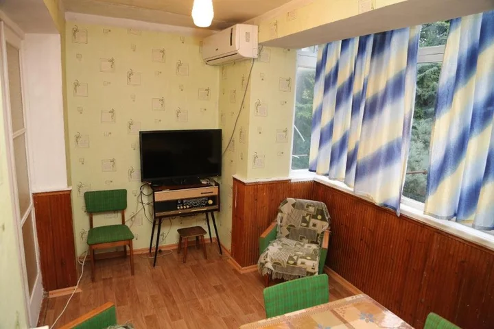 Гагра: Apartment on Abazgaa 39