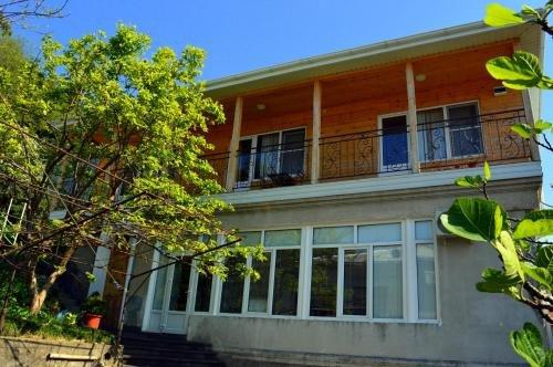 Гагра: Guest House on Kabardinskaya 107