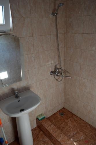 Гагра: Guest House on Kabardinskaya 107