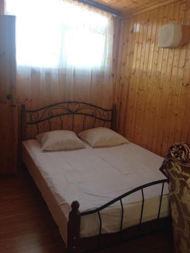 Гагра: Guest house on Apskha Leona 12
