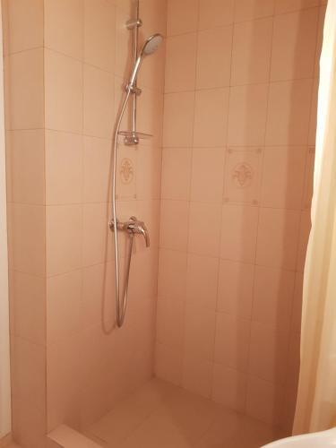 Гагра: Guest house on Kabardinskaya 49