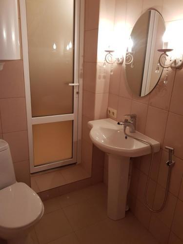 Гагра: Guest house on Kabardinskaya 49