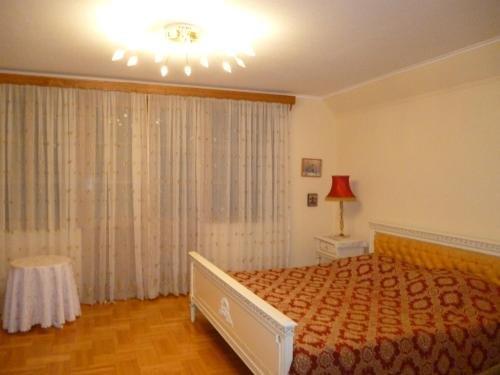 Гагра: Guest house on Kabardinskaya 49
