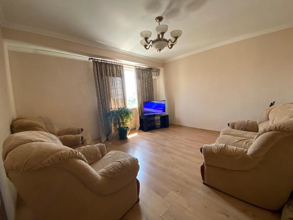 Гагра: Apartments on Abazgaa 61