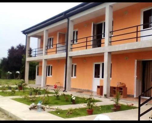 Гагра: Guest House on Sayat-Nova 7A