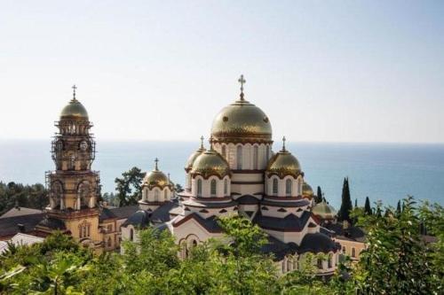 Гагра: Guest House on Sayat-Nova 7A