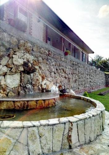 Гагра: Guest House on Sokhumi Highway 133