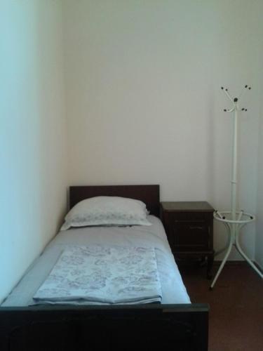 Гагра: Guesthouse on Chanba 12
