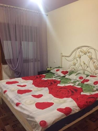 Гагра: Guesthouse on Chanba 12