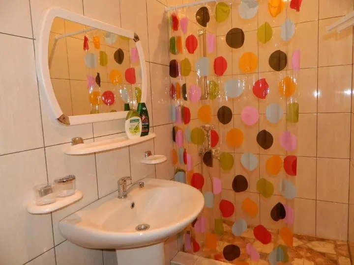 Гагра: Guest house on Abazgaa 20