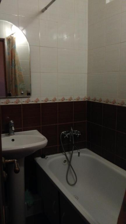 Пицунда: Apartment on Agrba 7/1