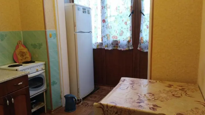 Пицунда: Apartment on Agrba 7/1
