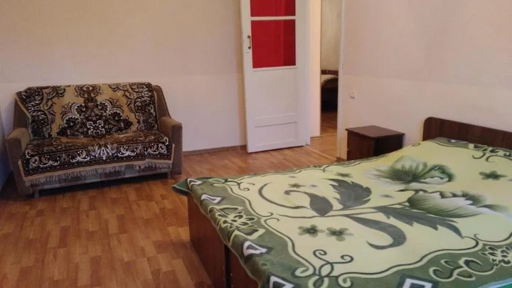 Пицунда: Apartment on Agrba 7/1