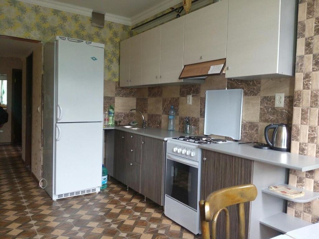 Гагра: Apartment on Abazgaa 53/3